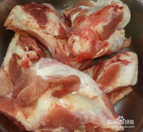 炖大棒骨的家常做法