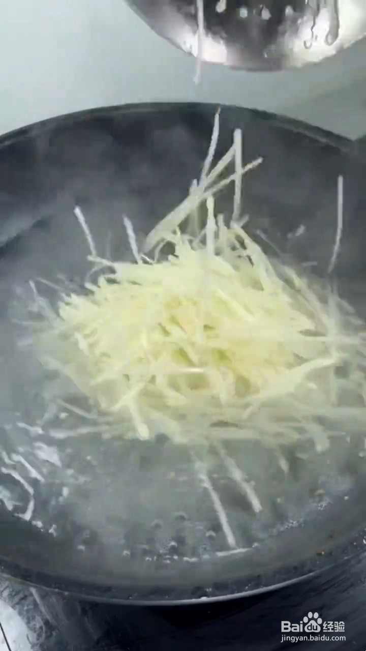 怎样做清脆又好吃下饭的土豆丝