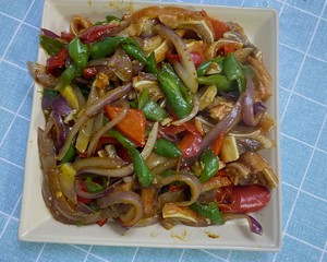 爆炒猪耳朵的做法