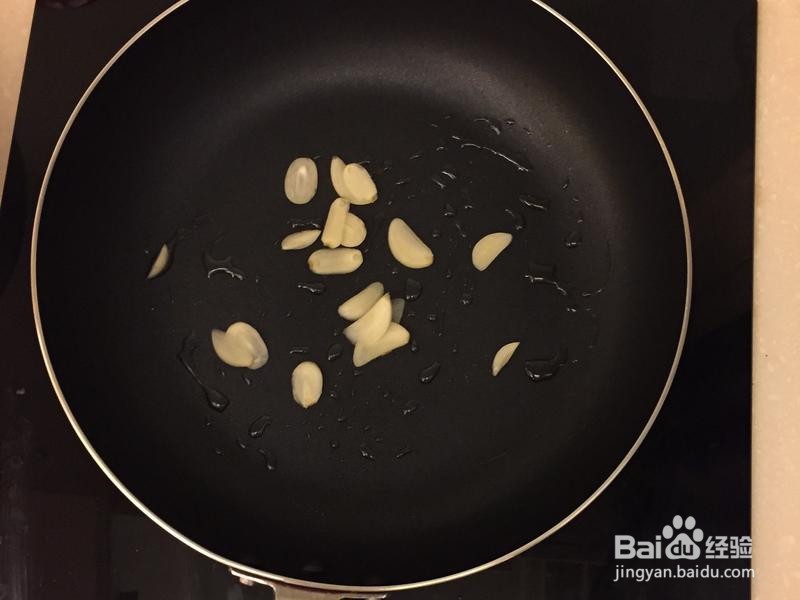 蒜煎牛排的做法