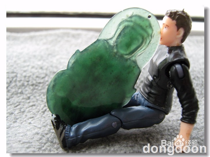 如何分辨翡翠种质中的蓝水、晴水和油青