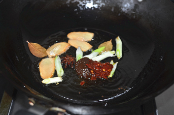 浓浓的红烧牛肉面