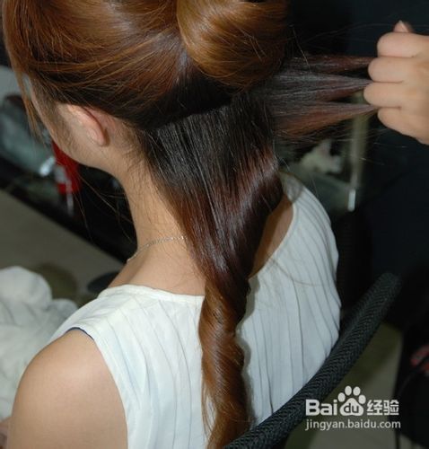 2012夏日发型扎法