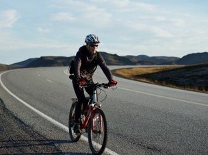 正确安全骑山地车姿势