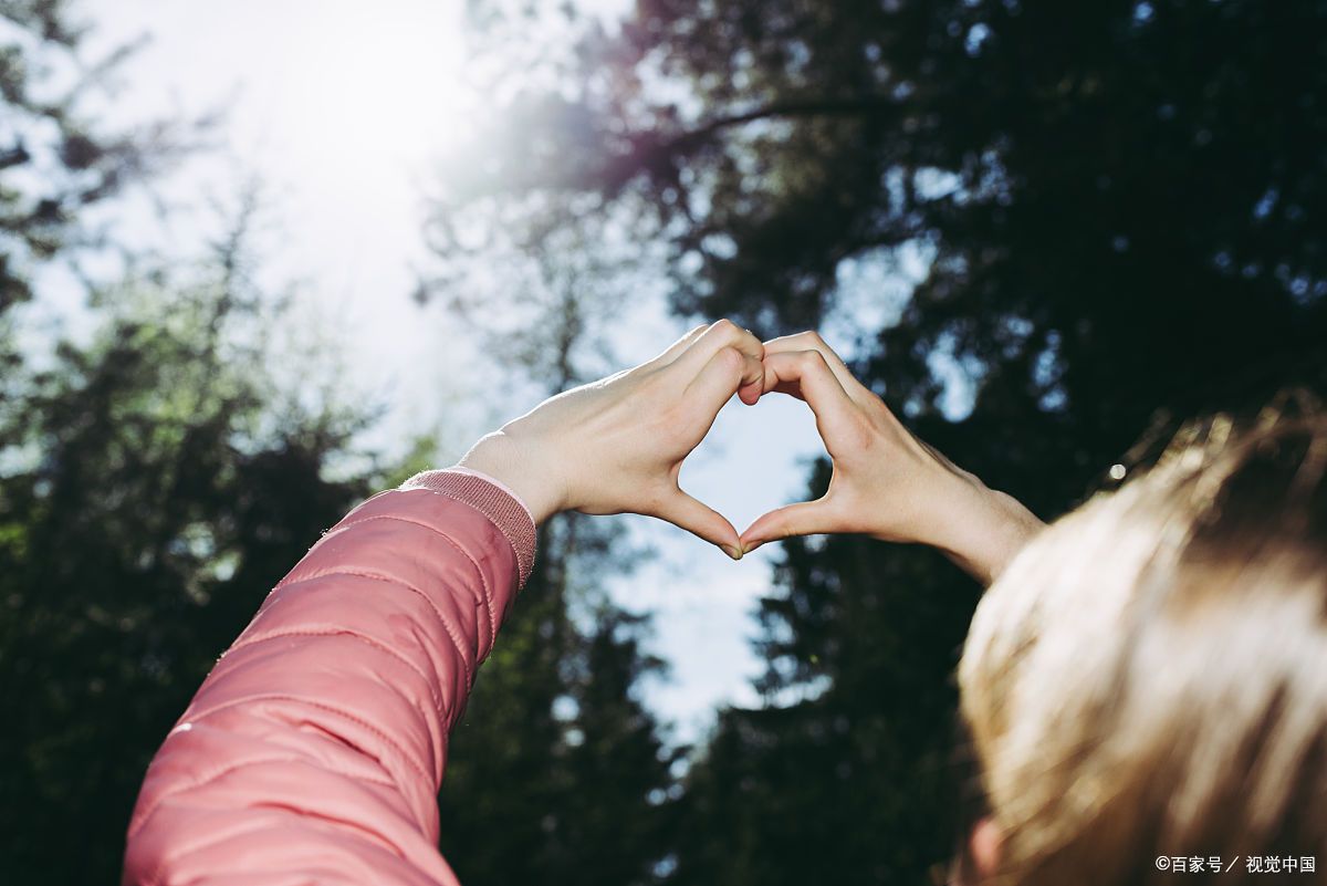 男女互相吸引的本质是什么