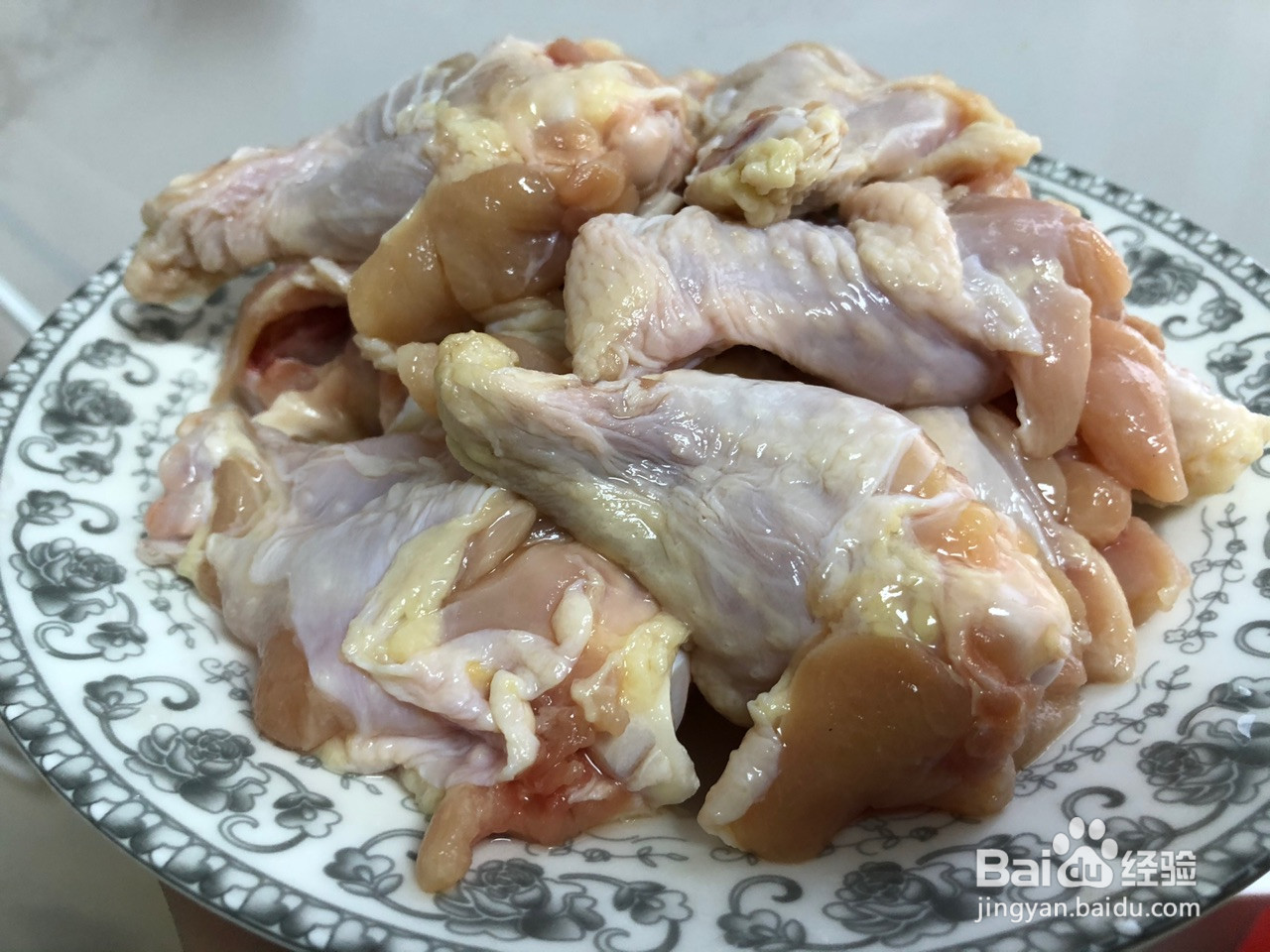 红烧土豆鸡翅根的做法