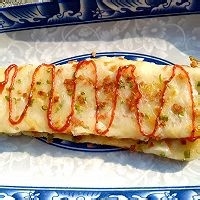 怎么做美味的草莓酱午餐肉卷饼