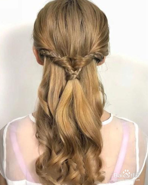 毕业采集照怎么扎头发