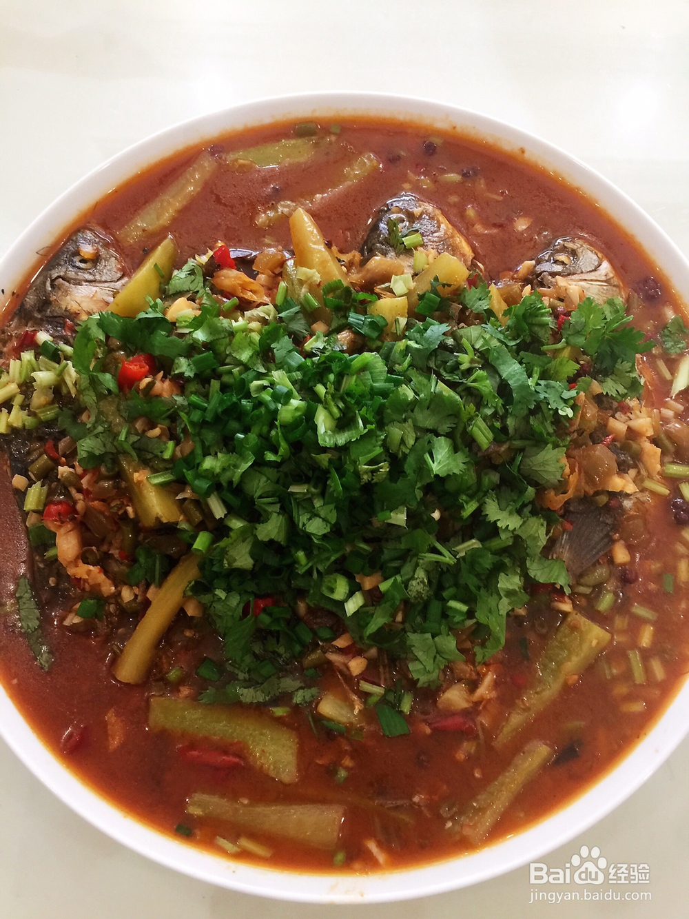 香浓的家常泡菜鲫鱼
