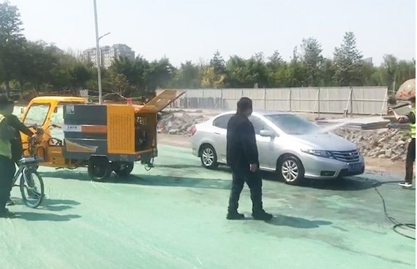 用公共厕所水洗车警察管吗