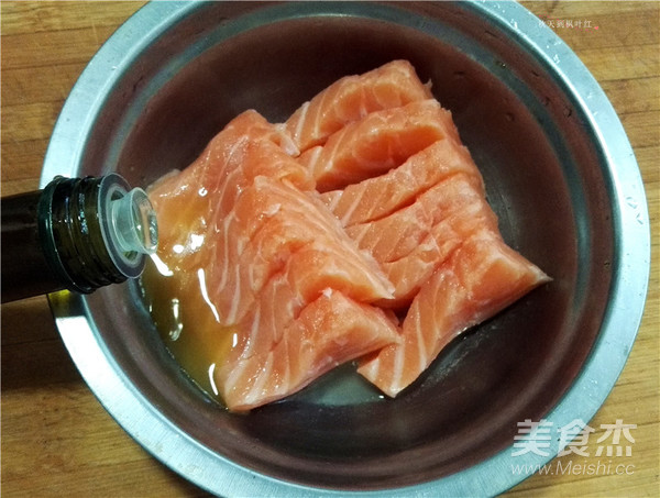 三文鱼果蔬南瓜盅