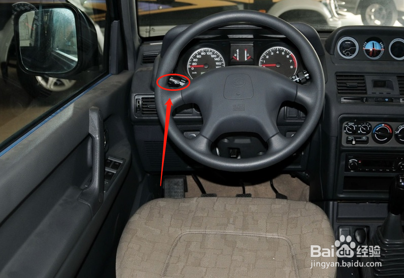 猎豹黑金刚汽车灯光功能怎么使用