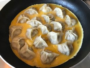 抱蛋煎饺怎么做