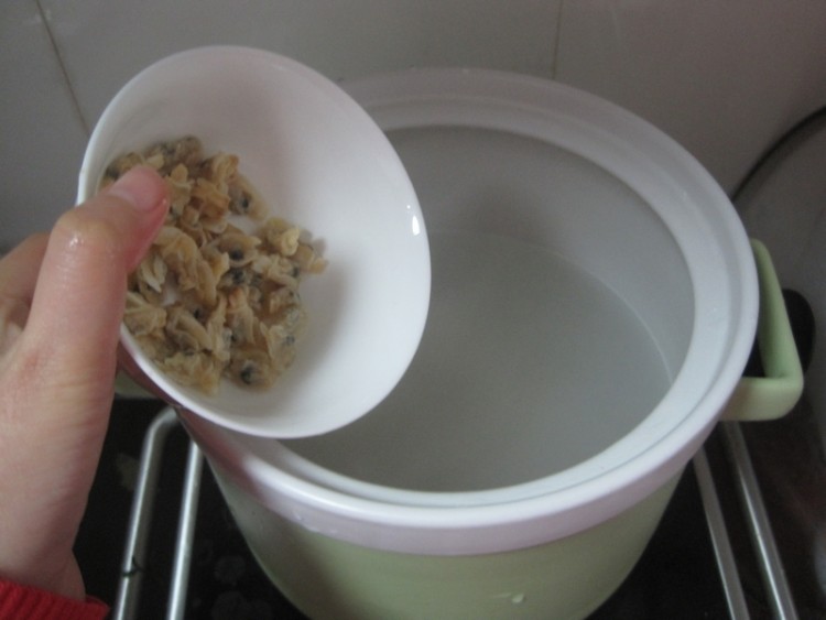 蛤蜊肉淮山粥，看完你心动了吗?