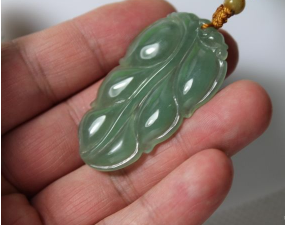 冰糯种翡翠手镯价格