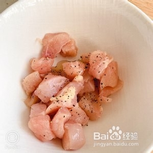 食补佳品茭白青椒炒鸡胸肉的做法
