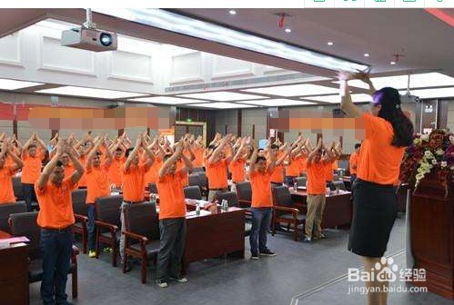 参加培训学习如何避免想睡觉