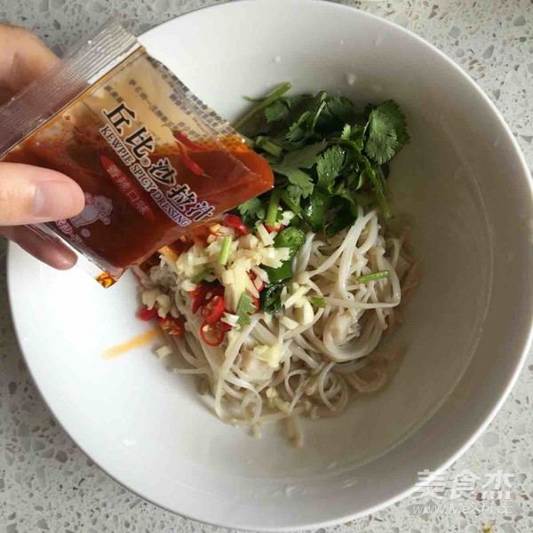 傣味酸辣金针菇