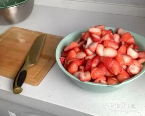 酸酸甜甜草莓酱的做法