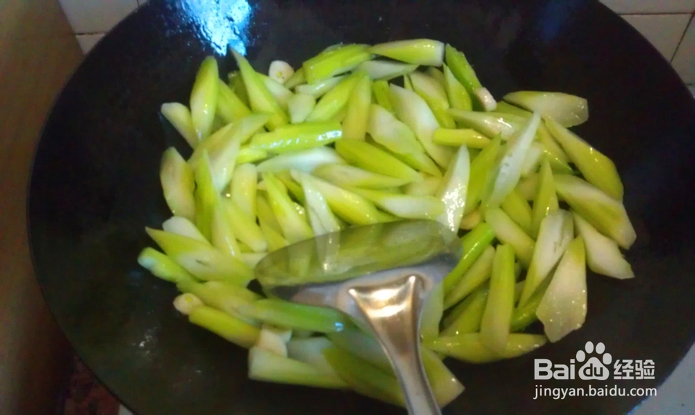 菜远炒腊肠怎么做