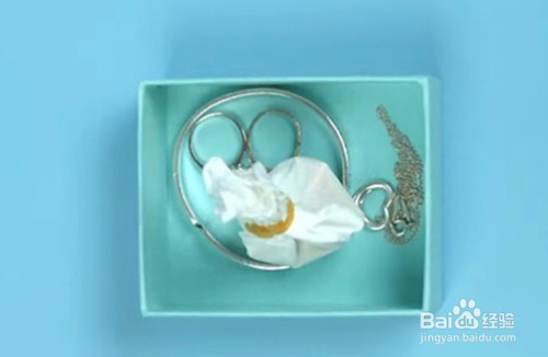 过期化妆品再利用