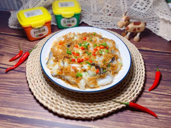 蒜蓉粉丝蒸鱼片