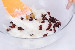 怎样做蔓越莓山药球