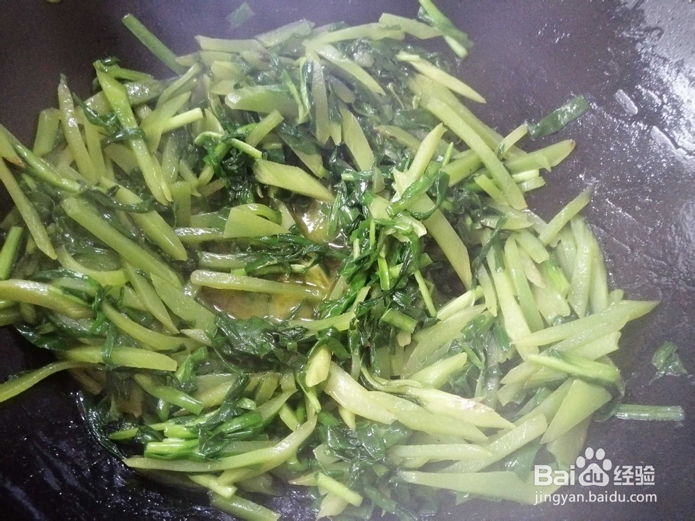 特色新法莴苣炒韭菜