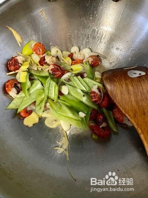 怎么自制香辣小龙虾尾