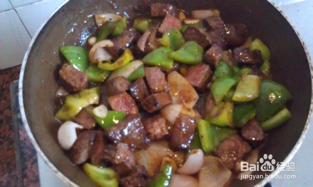 秘制黑椒牛肉粒