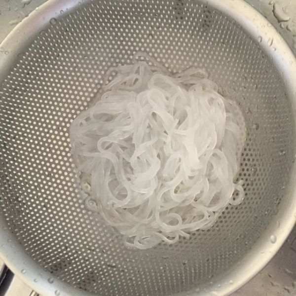 香菇鸡蛋木耳水饺