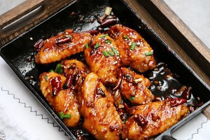怎么做多汁的香辣鸡翅