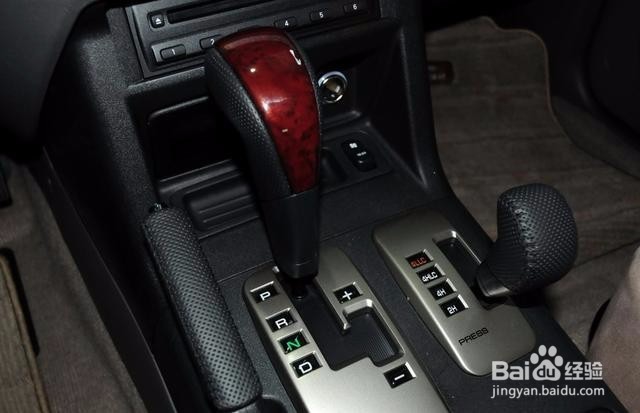 纯进口才36万，6缸全系3.0L+全时四驱，无奈停产