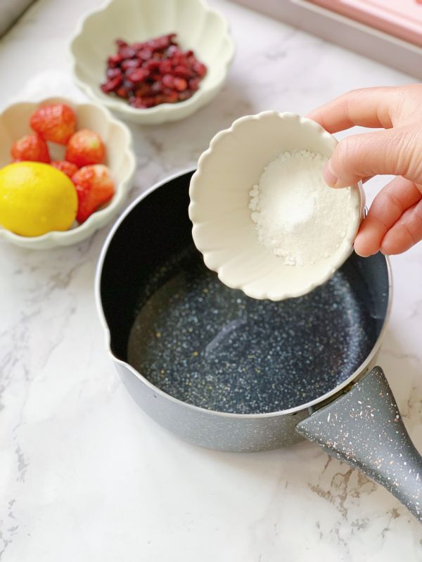 蔓越莓果冻冰饮