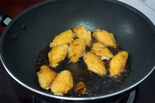 喼汁酸甜酱鸡翅