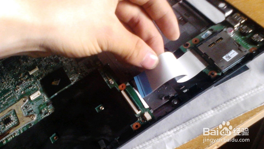 联想显示器LS2033WD怎样拆开