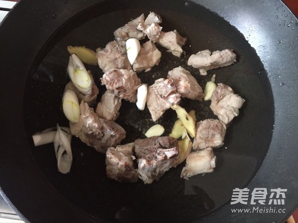 糖醋排骨(小严自创)