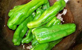 原汁虎皮烧辣椒的做法