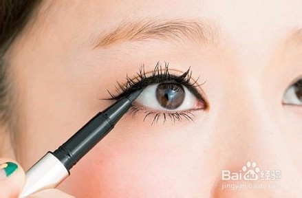 画眼线有什么技巧