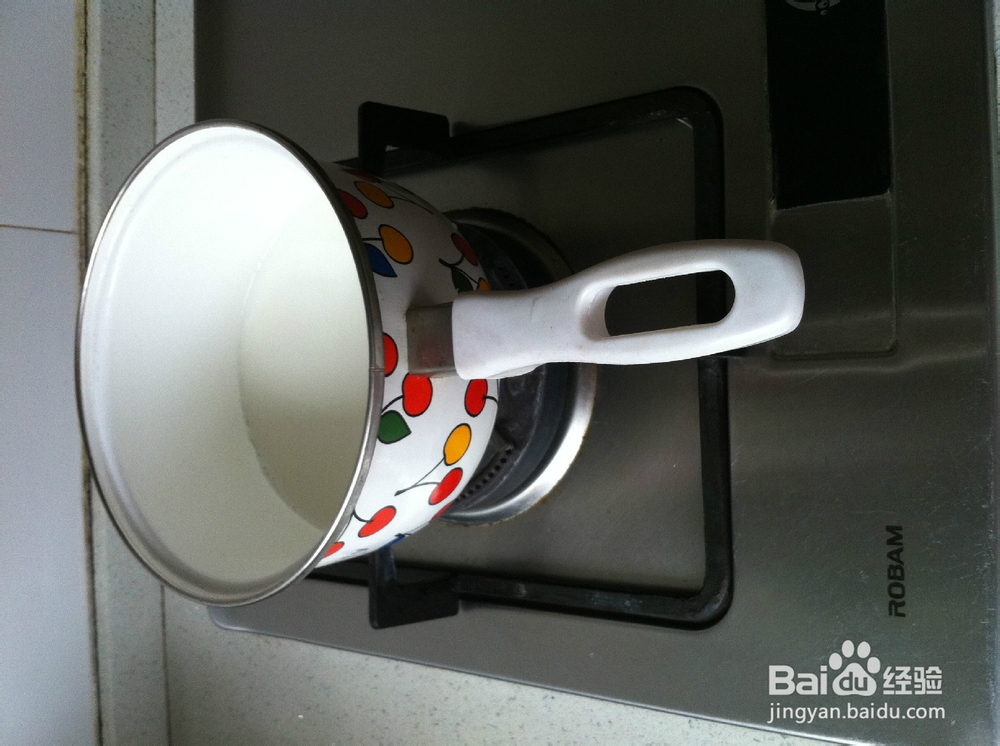 怎样制作简单好吃的双皮奶