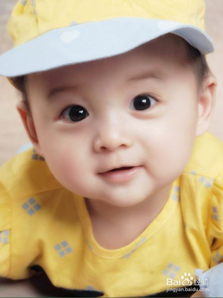 宝宝湿疹咋护理,新妈频频犯错