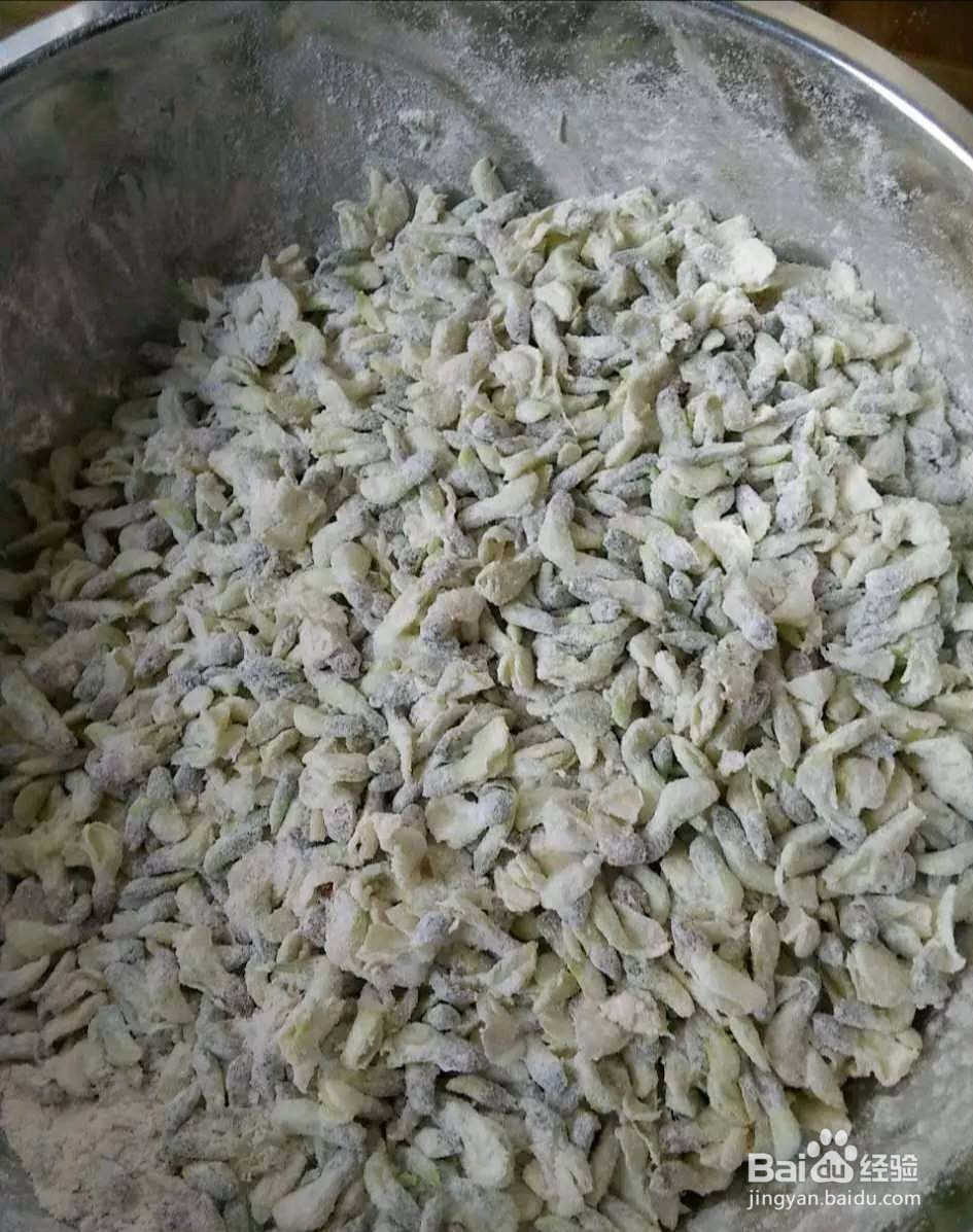 槐花麦饭的做法