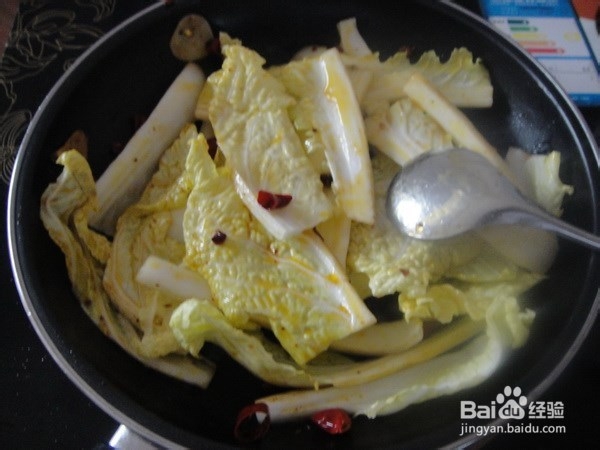 粉丝腊肠白菜煲！