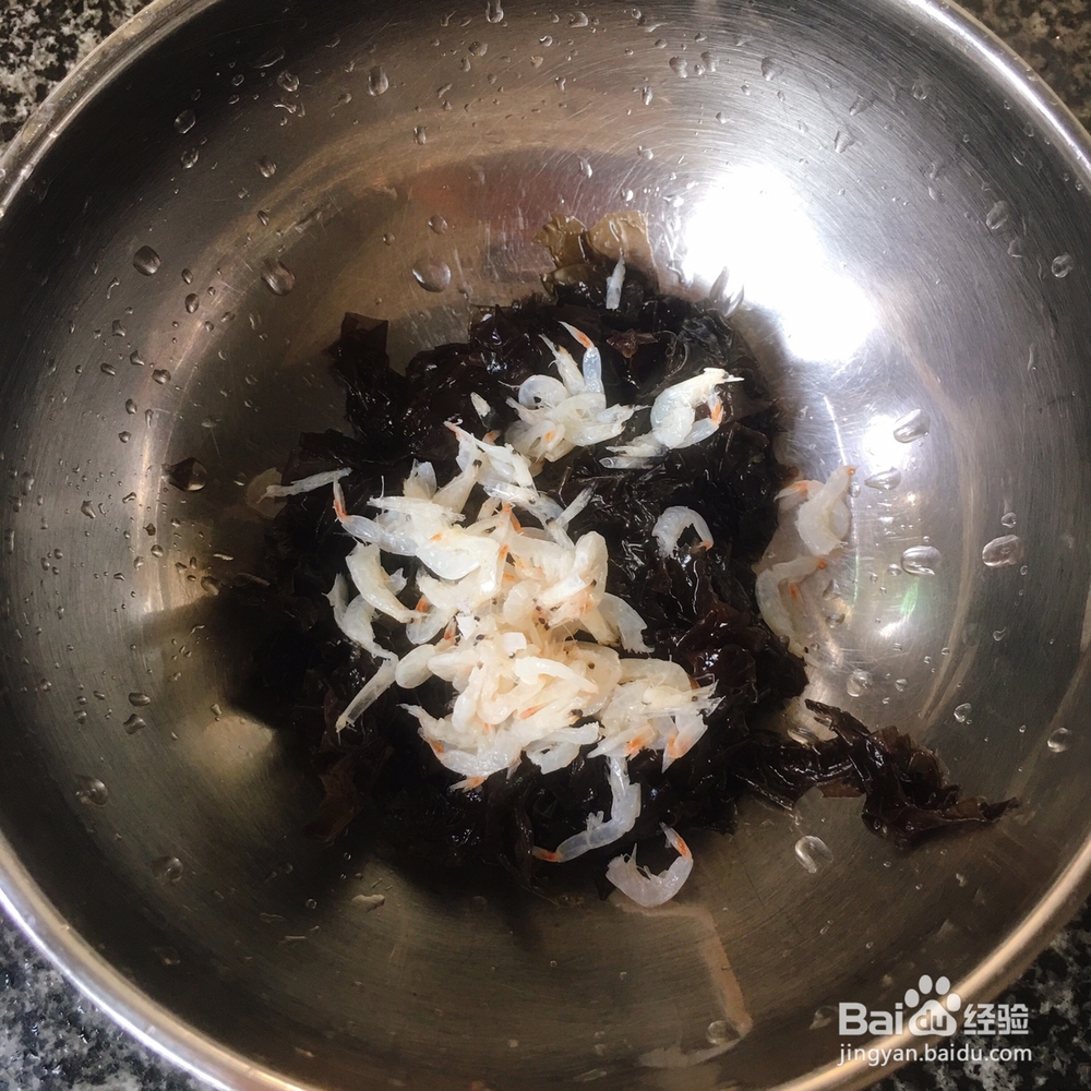 小孩子超喜欢的紫菜虾皮鸡蛋饼