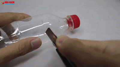 如何利用吹风机做简单的吸尘器?