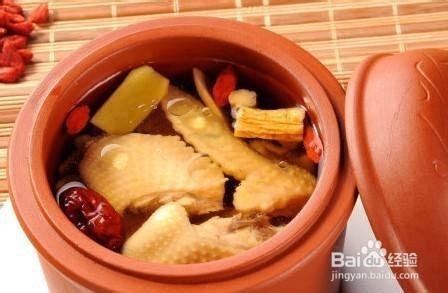 不想变黄脸婆？多吃这5款养颜圣品