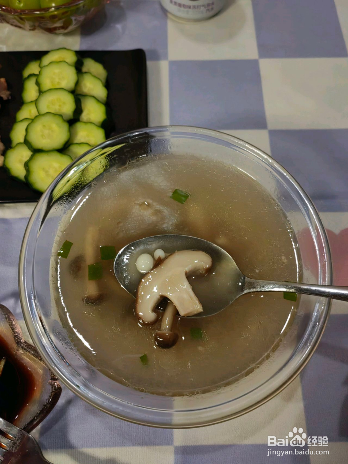 海南鸡饭菌菇汤的做法