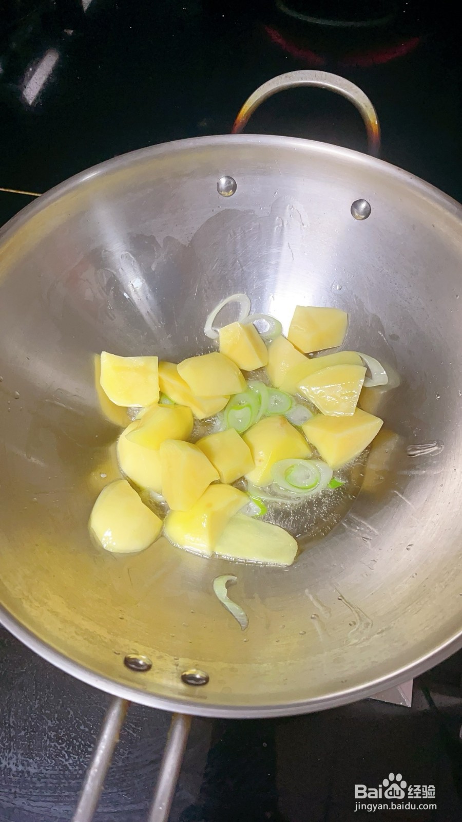 脊骨干豆角焖面的做法