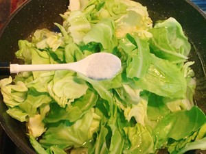 包菜酸辣开胃的做法