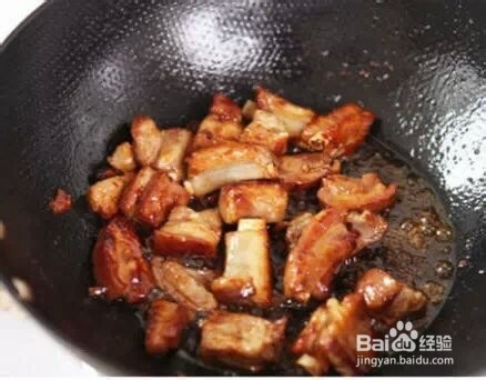 美味的排骨焖饭